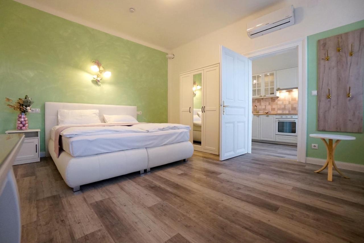 Albizia-Apartments Badeni járás Kültér fotó