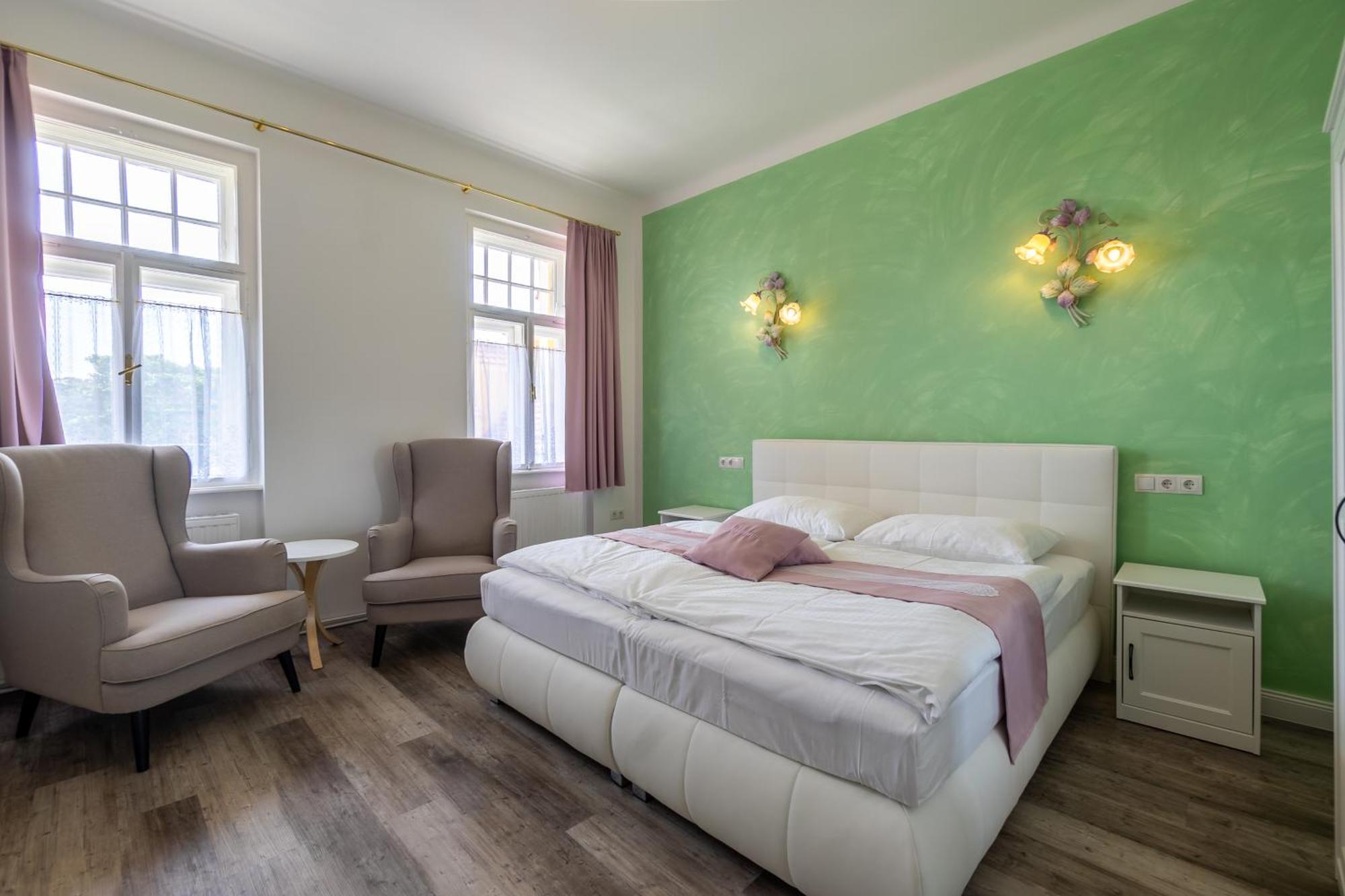 Albizia-Apartments Badeni járás Kültér fotó