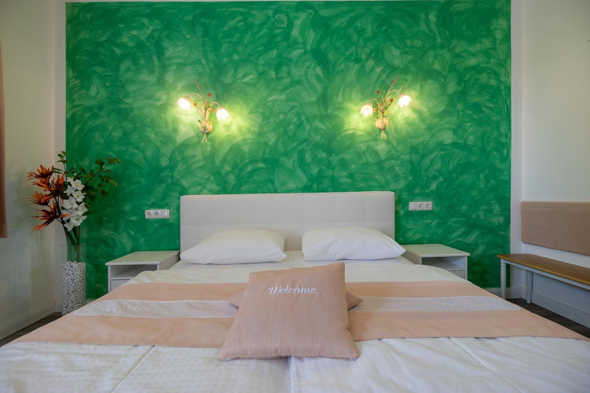 Albizia-Apartments Badeni járás Kültér fotó